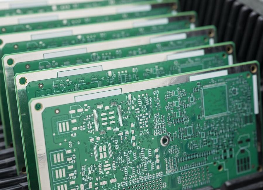 В Москве запустят роботизированное производство печатных плат